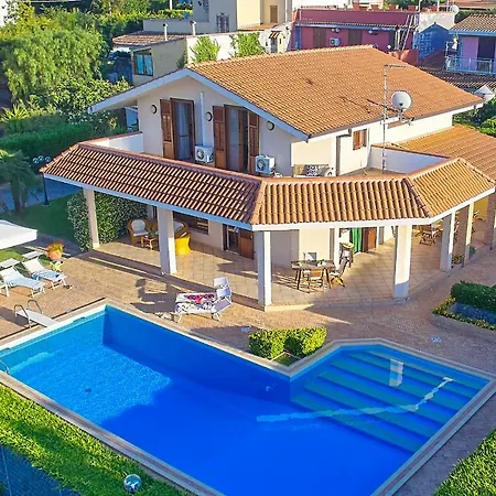 Villa Con Piscina Privata Tra Palermo E Cefalu Ac - Bbq - Wi-fi Free *