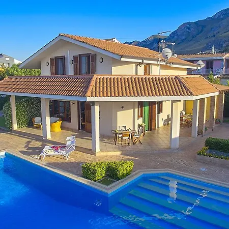 Con Piscina Privata Tra Palermo E Cefalu Ac - Bbq - Wi-fi Free 别墅 *