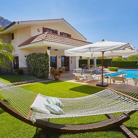 Con Piscina Privata Tra Palermo E Cefalu Ac - Bbq - Wi-fi Free 别墅 奥塔维拉米奇