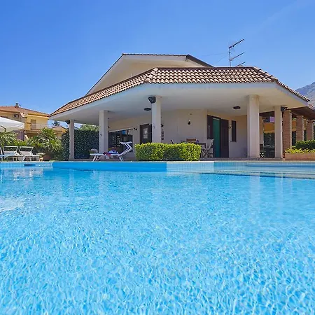 Cottone - 5 Con Piscina Privata - Tra Palermo E Cefalu * Altavilla Milicia