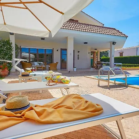 Con Piscina Privata Tra Palermo E Cefalu Ac - Bbq - Wi-fi Free 别墅 *